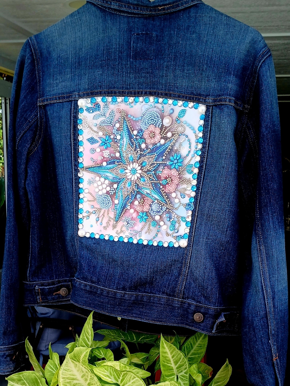 Womens Xl Dark Blue Denim Jacket with Embellished Turquoise & Pink Back Panel